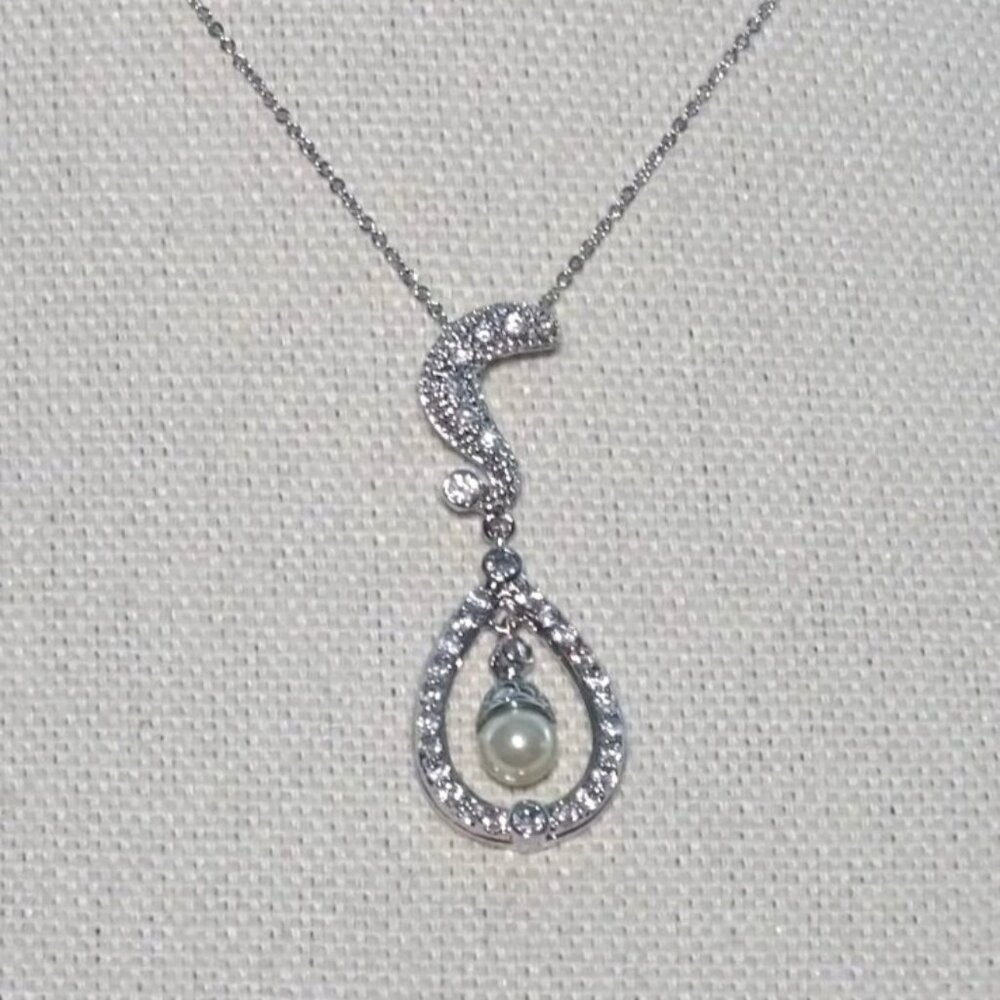 Silver Pendant Necklace W/ Teardrop Design & Faux Pearl Accent Rhinestone Detail